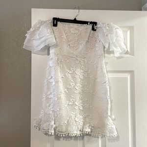Turosisters the label white size 8 dress off the shoulder, lace flower over lay